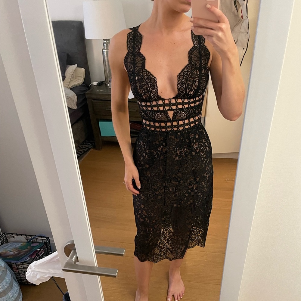 NWOT For Love and Lemons black midi dress